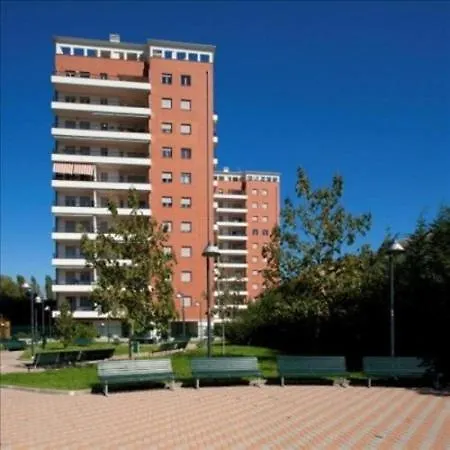 Bed & Breakfast B&B - Camera Doppia Con Bagno Privato In Stupendo Attico Con Vista Mozzafiato Milano Italia