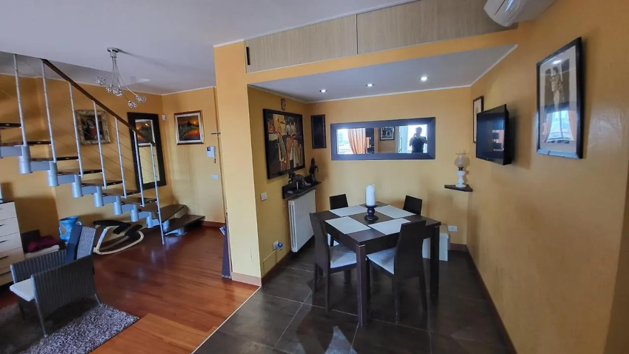 Bed & Breakfast B&B - Camera Doppia Con Bagno Privato In Stupendo Attico Con Vista Mozzafiato Milano Italia